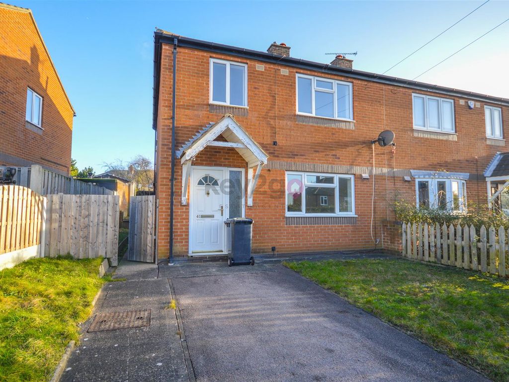 3 bed semidetached house to rent in Ash Crescent, Eckington, Sheffield