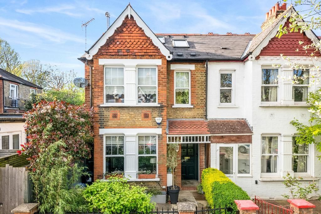5 bed end terrace house for sale in Windermere Road, Ealing, London W5