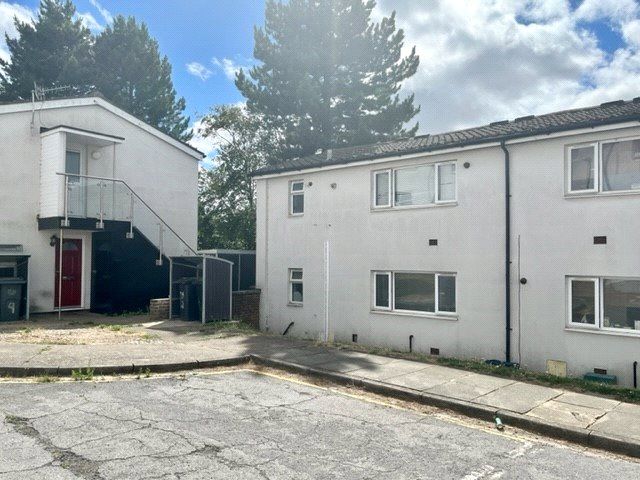 Fort Place, Northampton NN1  