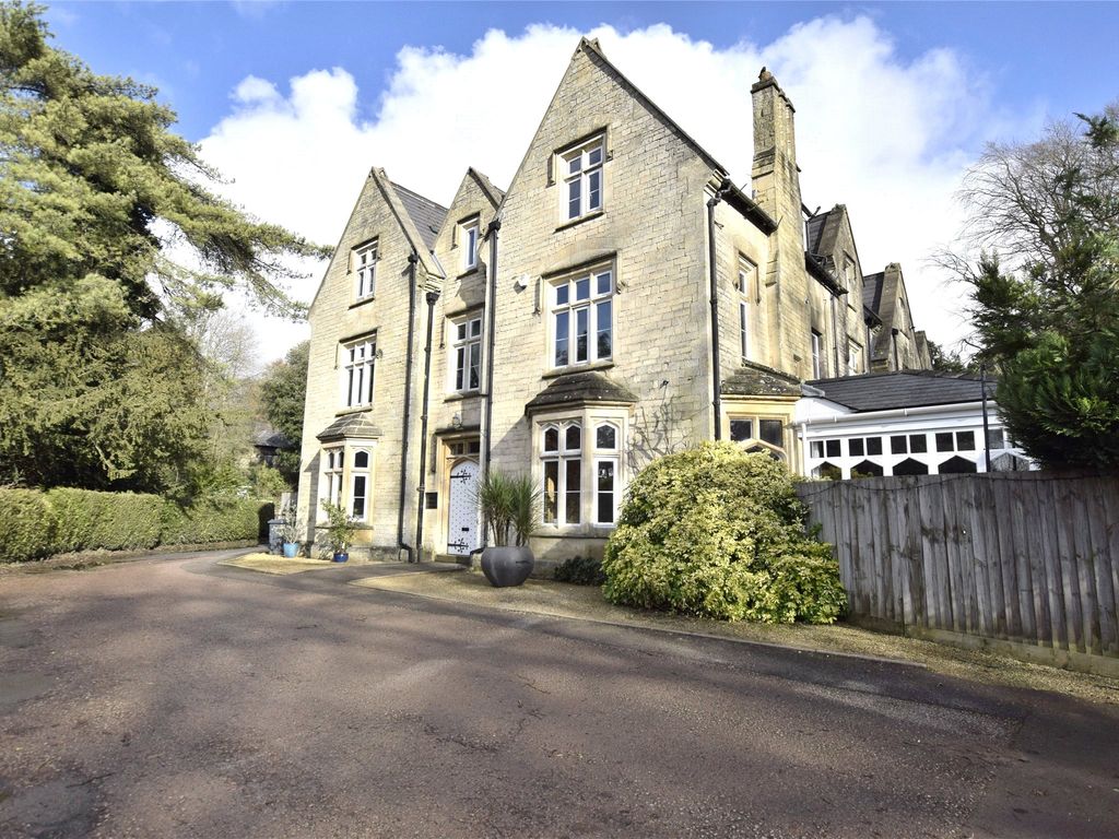 1 bed flat for sale in Salterley Grange, Leckhampton Hill, Cheltenham