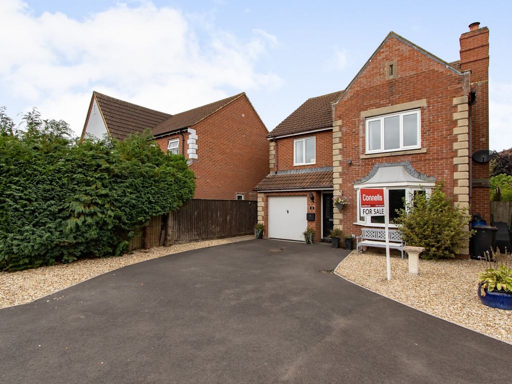 4 bed detached house for sale in Brionne Way, Shaftesbury SP7 Zoopla