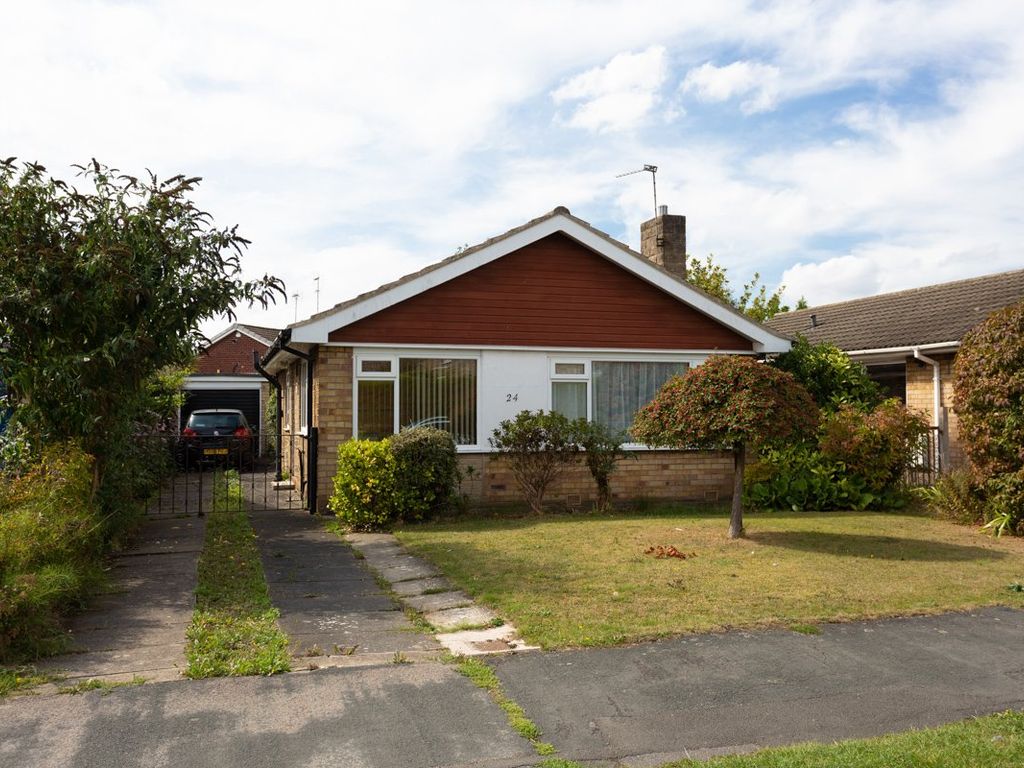 2 bed bungalow for sale in Vanbrugh Drive, York, North Yorkshire YO10