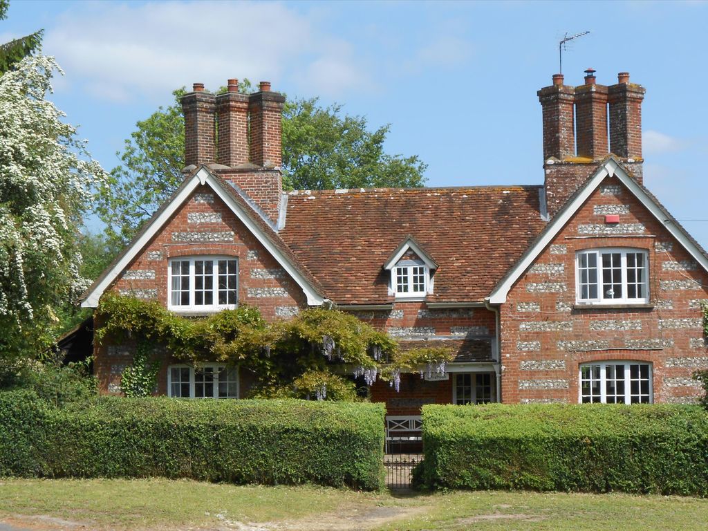 4 bed detached house for sale in Stony Batter, West Tytherley