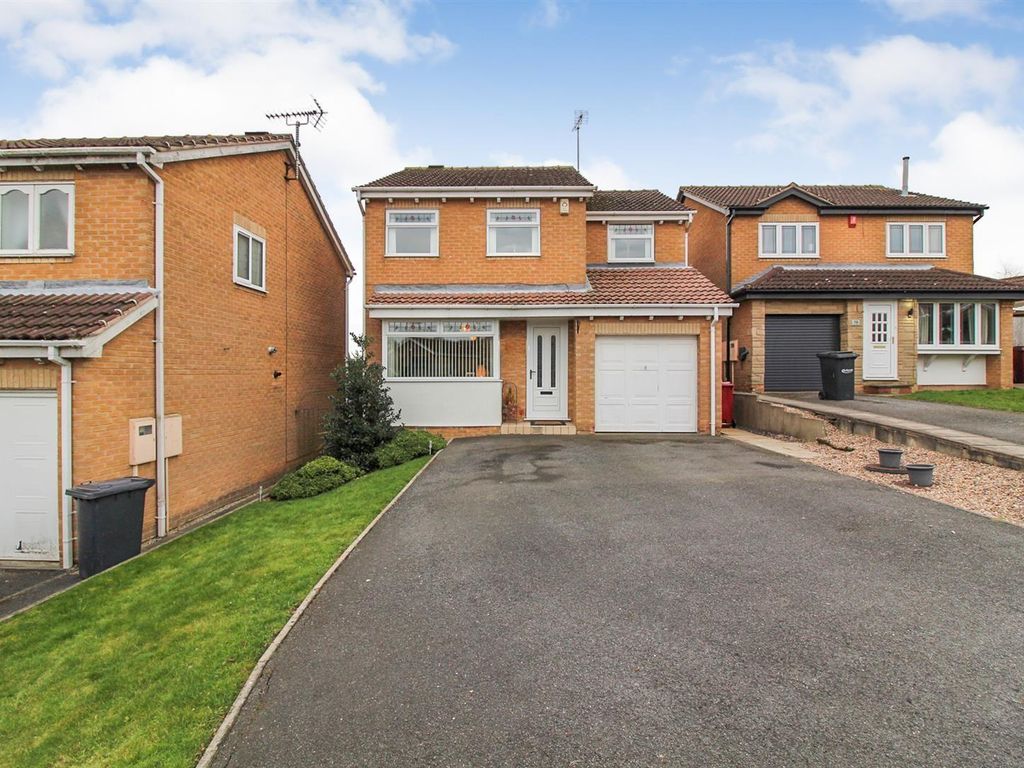 4 bed detached house for sale in Tiree Close, Tibshelf, Alfreton DE55 Zoopla