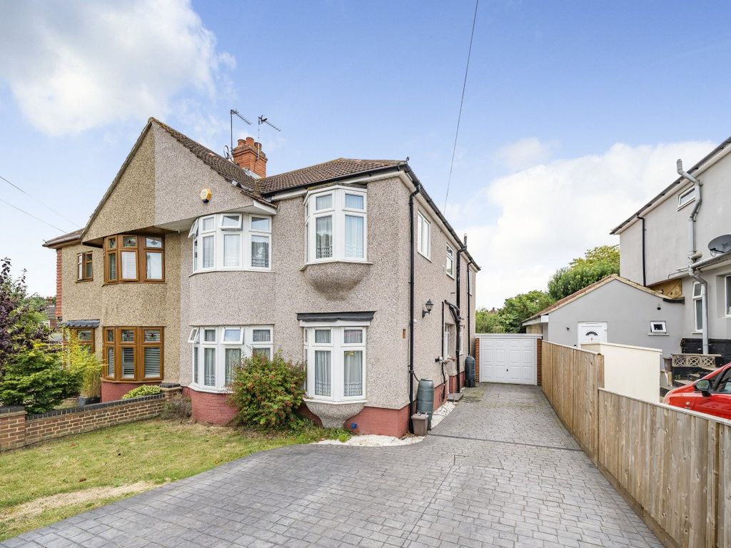 5 bed semidetached house for sale in Marlborough Park Avenue, Sidcup