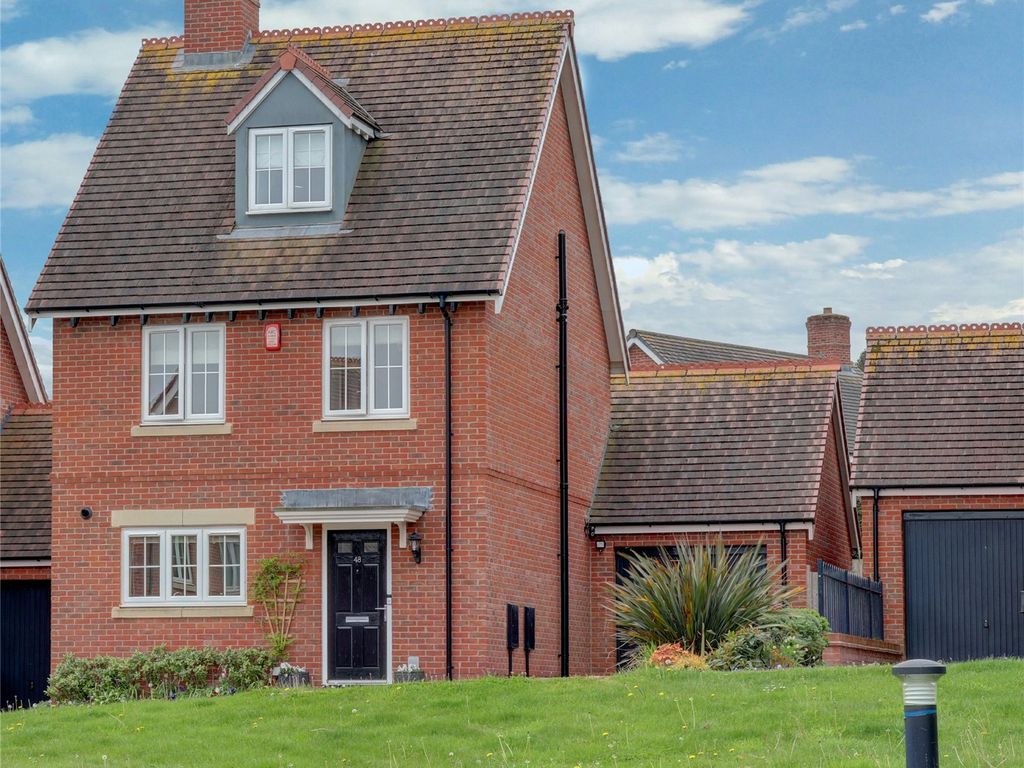 4 bed detached house for sale in Butterwick Close, Barnt Green