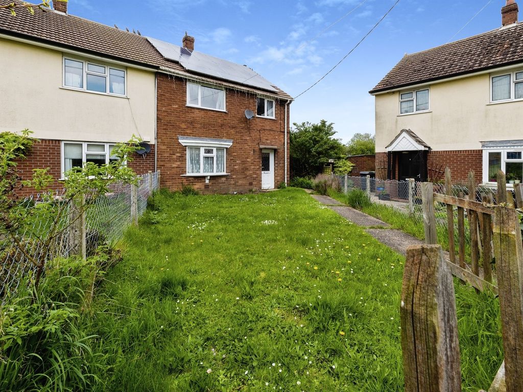 3 bed semidetached house for sale in Castle View, Walcott, Lincoln LN4