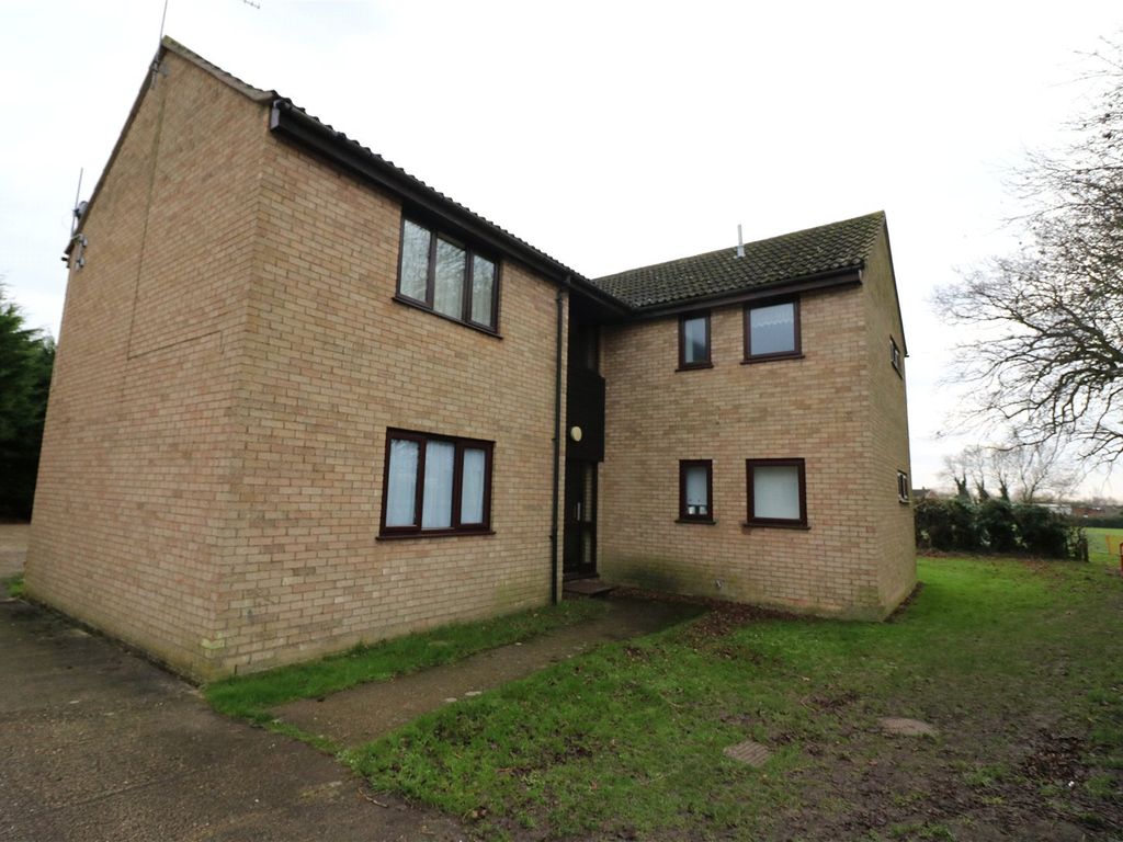 Studio to rent in Lime Tree Avenue, Wymondham, Norfolk NR18 Zoopla