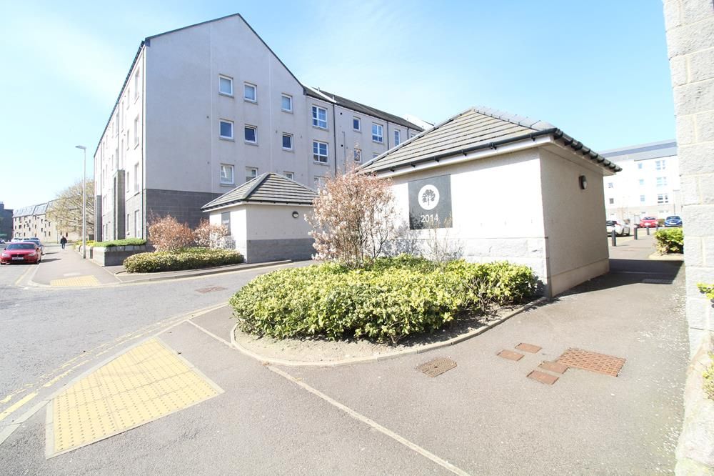 2 bed flat to rent in Urquhart Court, Urquhart Road AB24 Zoopla