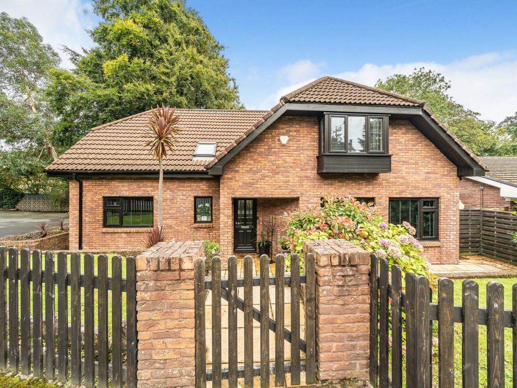 3 bed detached house for sale in Derwen Fawr Road, Sketty, Swansea SA2