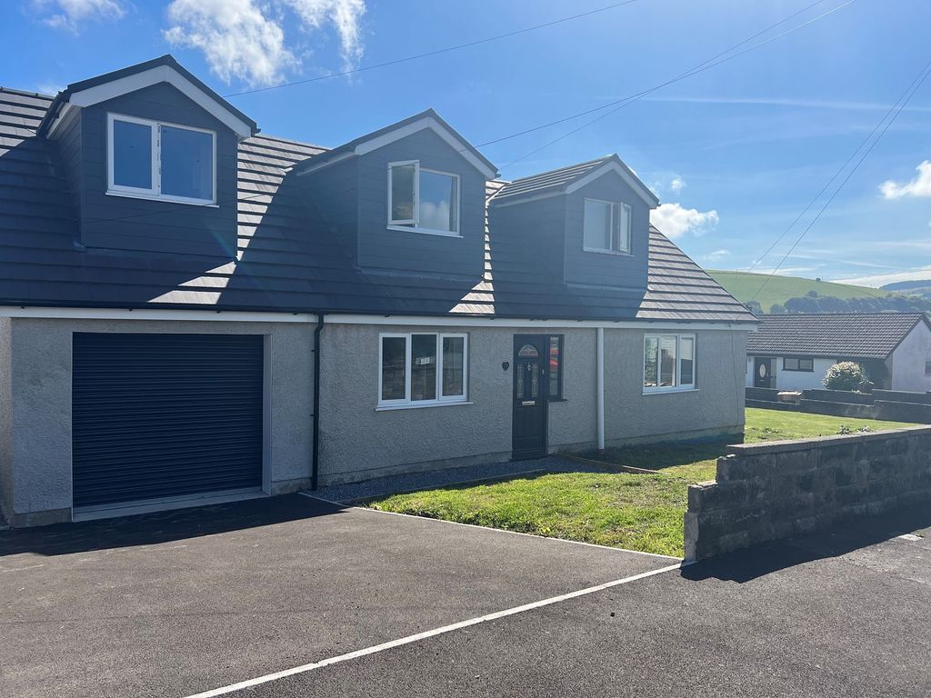 4 bed detached bungalow for sale in Mill View Estate, Maesteg, Bridgend