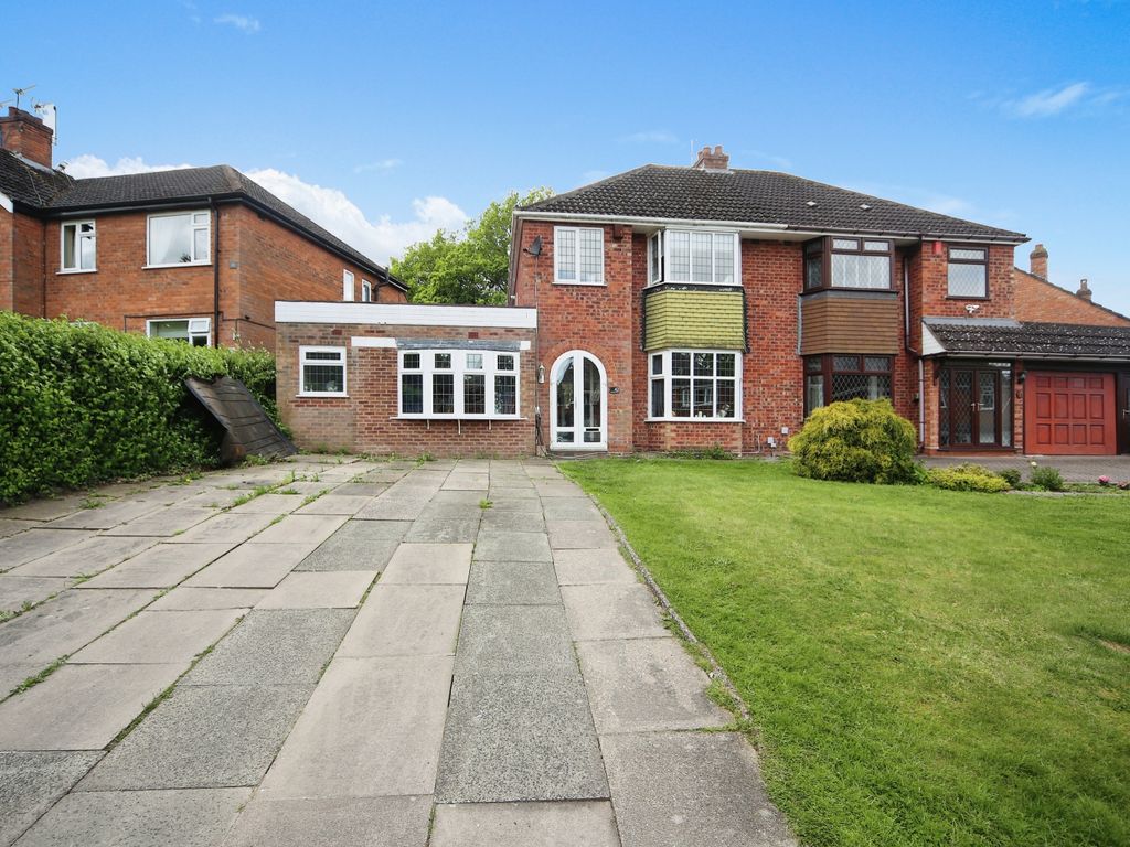 4 bed semidetached house for sale in Featherstone Crescent, Solihull