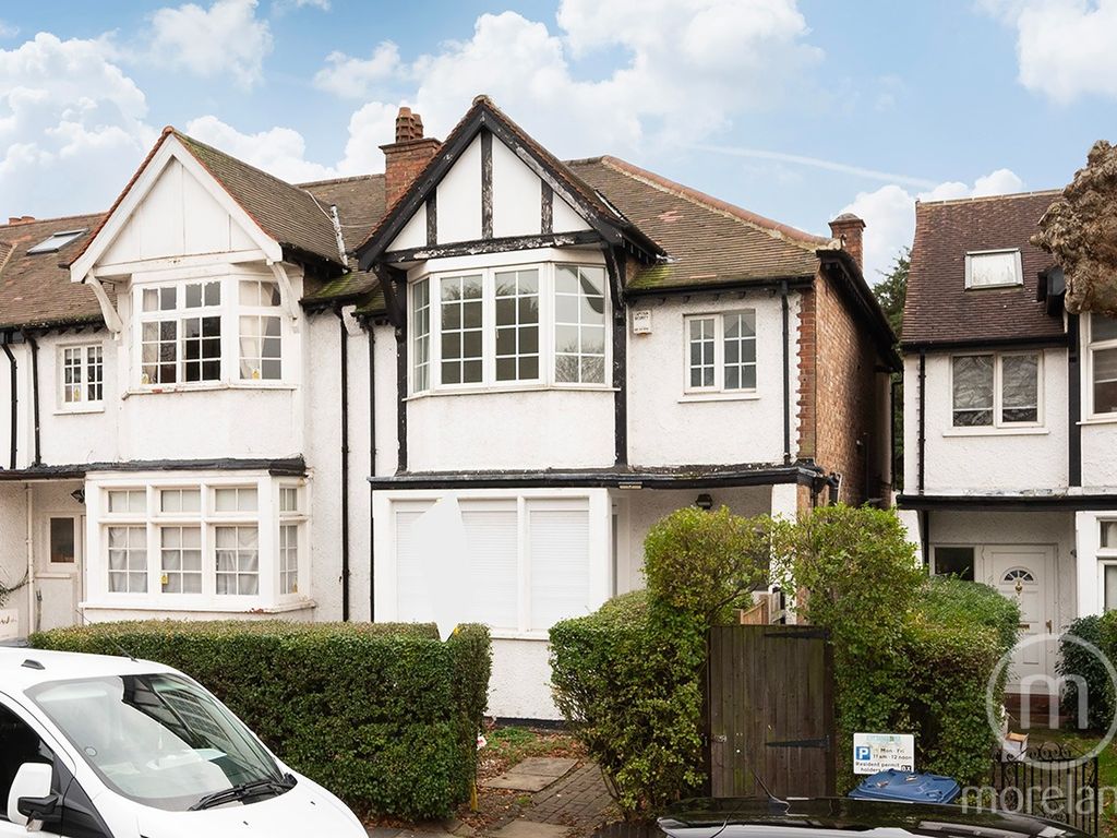 3 bed flat for sale in Hamilton Road, Golders Green, London NW11, £