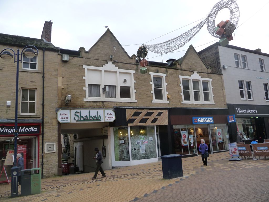 Retail premises to let in New Street, Huddersfield HD1, Huddersfield