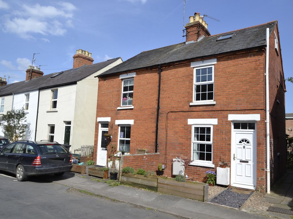 3 bed semidetached house for sale in Jubilee Road, Newbury, Berkshire