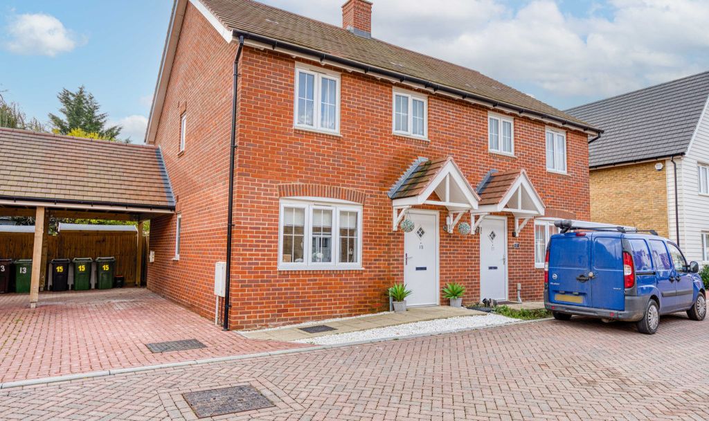 3 bed semidetached house for sale in Tyler Road, Staplehurst