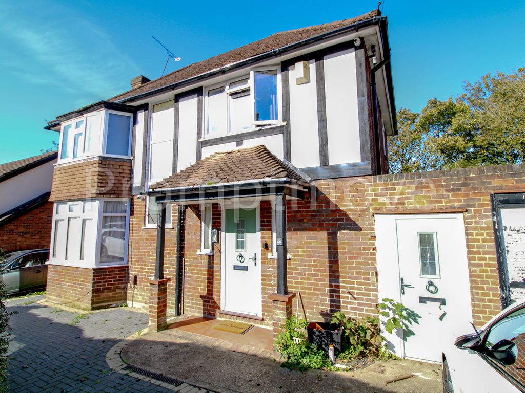 1 bed property to rent in Pomfret Avenue, Luton LU2, £800 pcm Zoopla