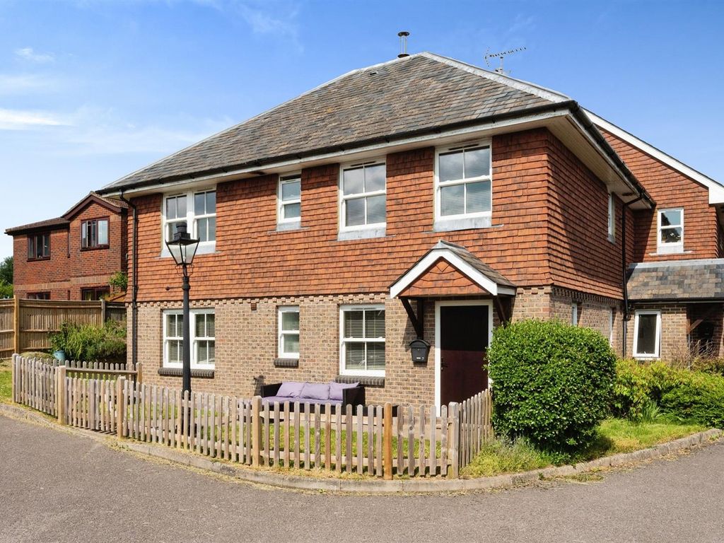 2 bed flat for sale in Whitehill Road, Crowborough TN6 Zoopla