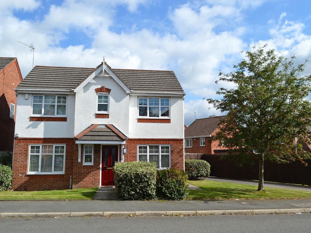 3 bed detached house for sale in Howgill Crescent, Oldham OL8, £285,000