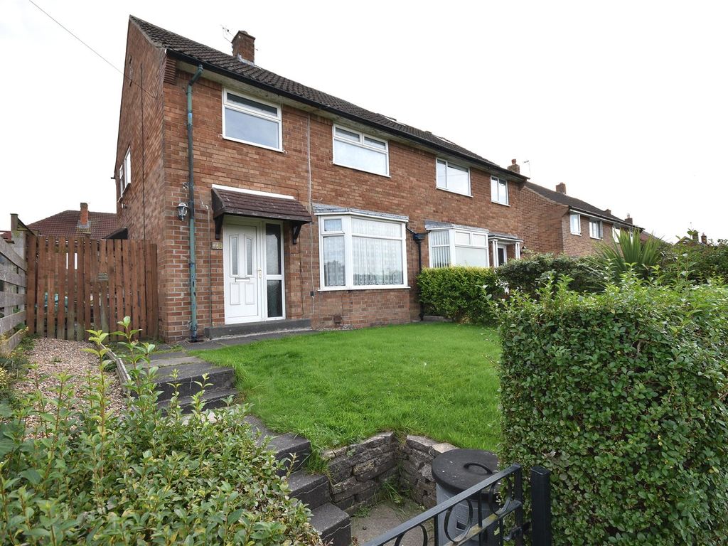 3 bed semidetached house for sale in Kentmere Rise, Leeds, West