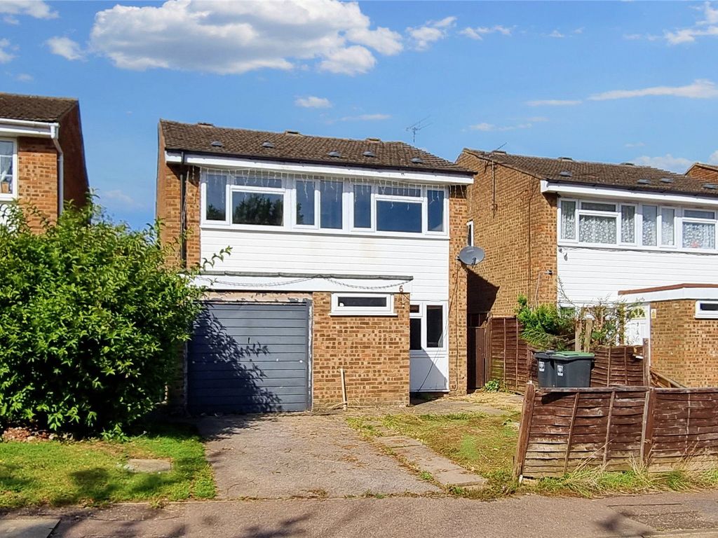 4 bed detached house for sale in Coleridge Crescent, Hemel Hempstead