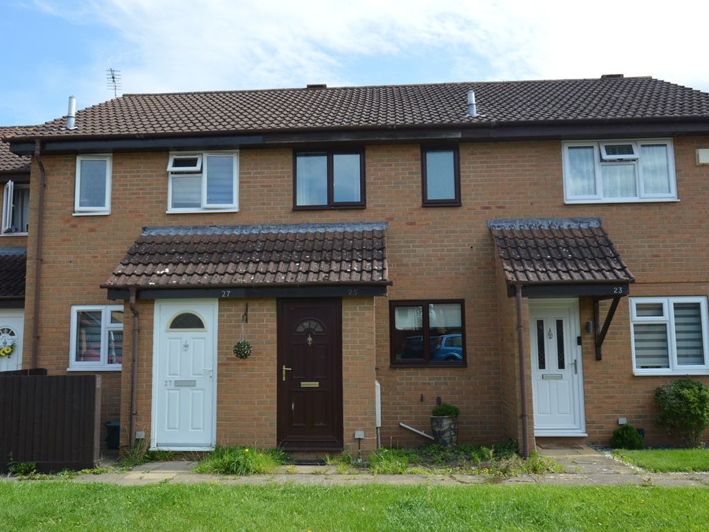 2 bed town house for sale in Dunster Gardens, Cheltenham GL51, £200,000