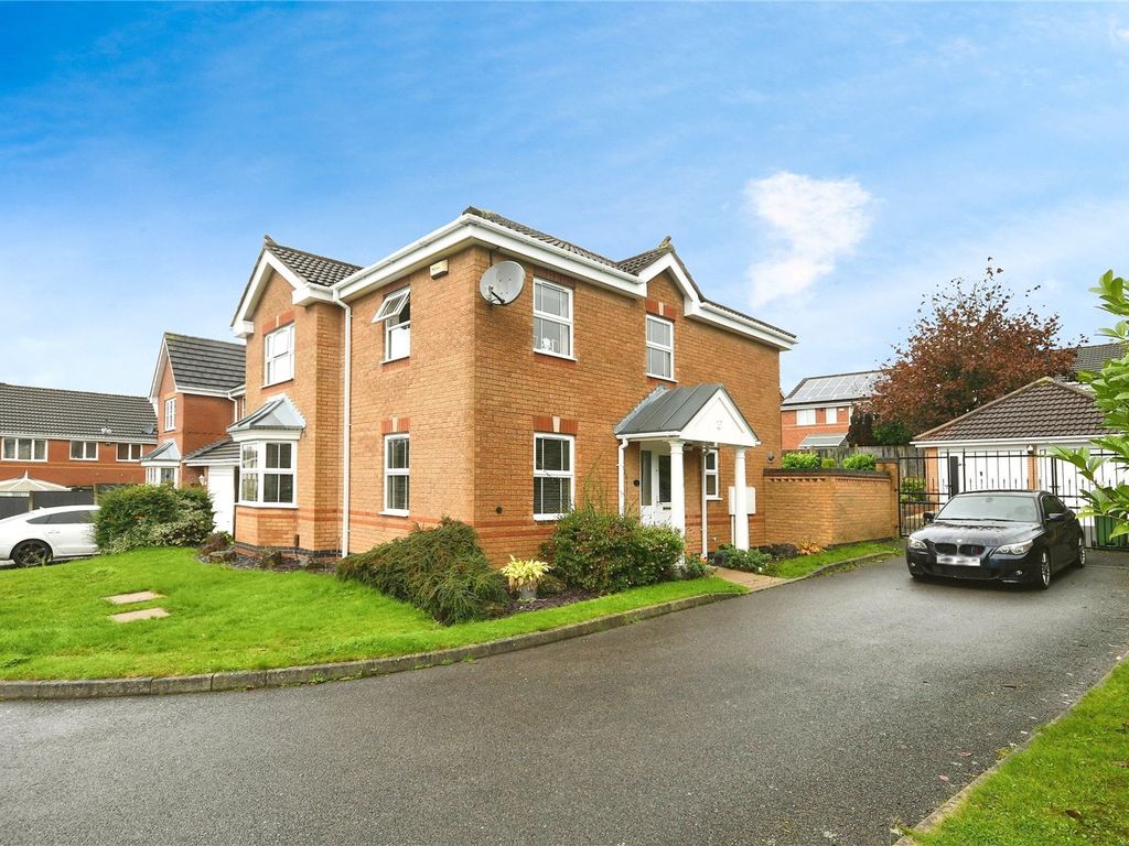 4 bed detached house for sale in Penryn Close, South Normanton