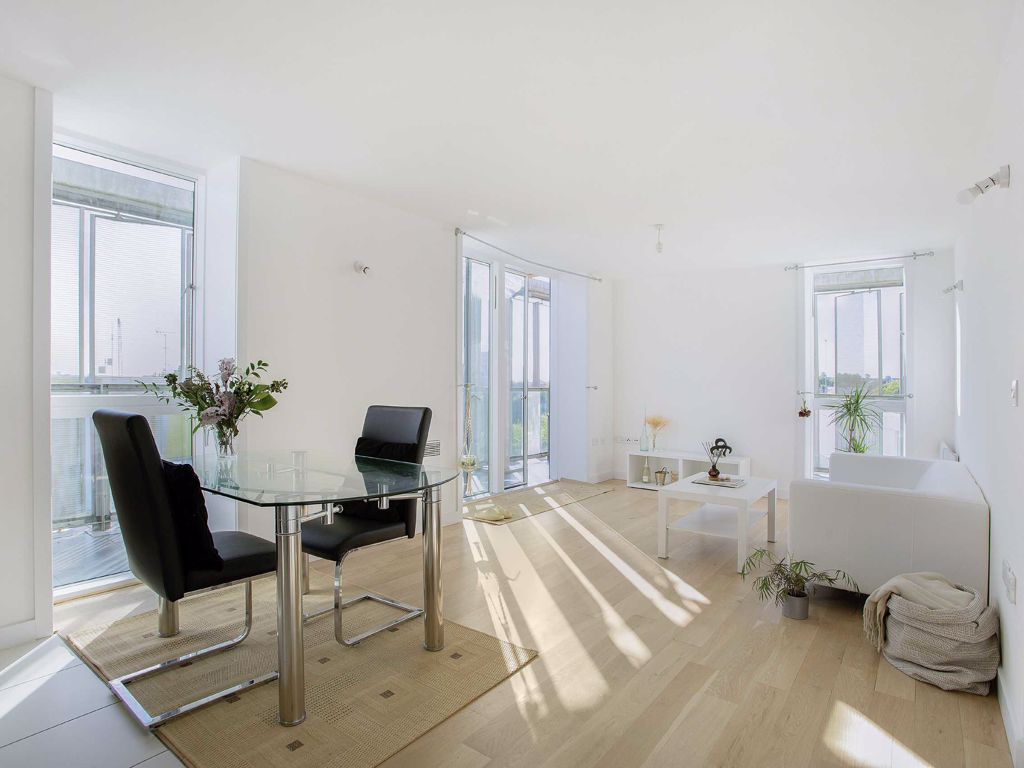 Chadwell Lane London N8  