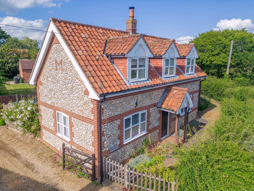 3 bed detached house for sale in Castle Acre Road, Great Dunham, King's