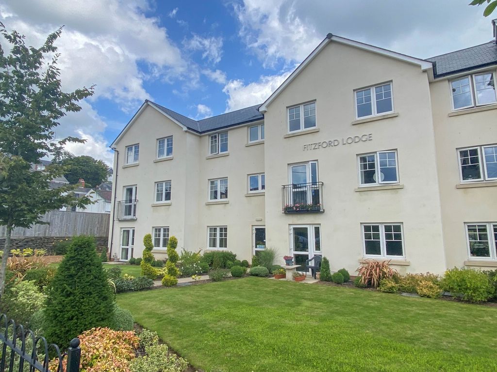 2 bed flat for sale in Plymouth Road, Tavistock PL19, £370,000 Zoopla