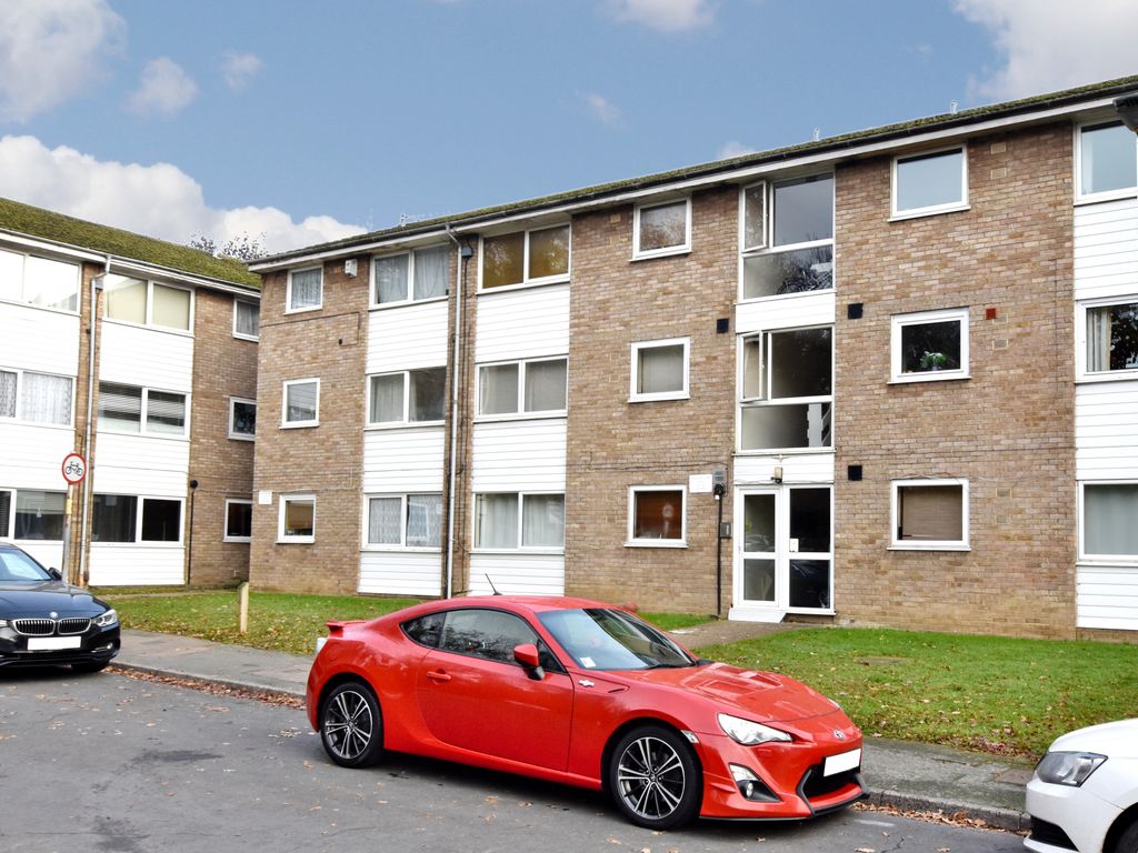 2 bed flat for sale in Peregrine Close, Watford WD25 Zoopla