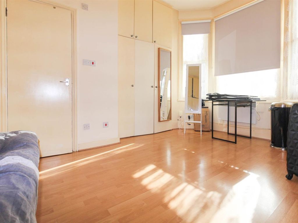 Studio to rent in Langham Road, Turnpike Lane N15 Zoopla