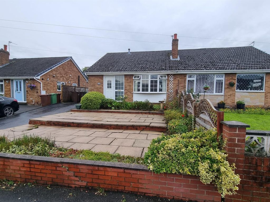2 bed semidetached bungalow to rent in Towngate, Ossett WF5 Zoopla