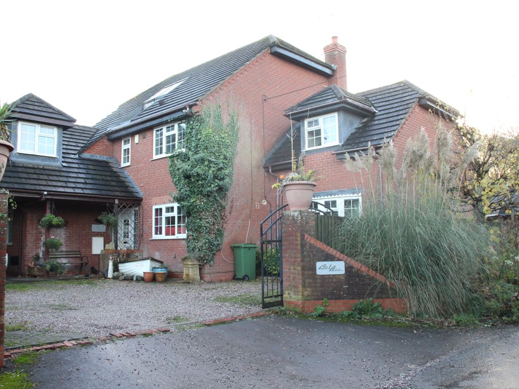 5 bed detached house for sale in Marsh Lane, Hungerford RG17, £