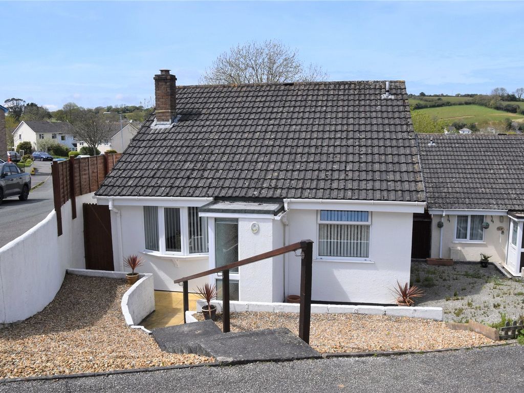 2 bed bungalow for sale in Old Roselyon Crescent, St Blazey, Par