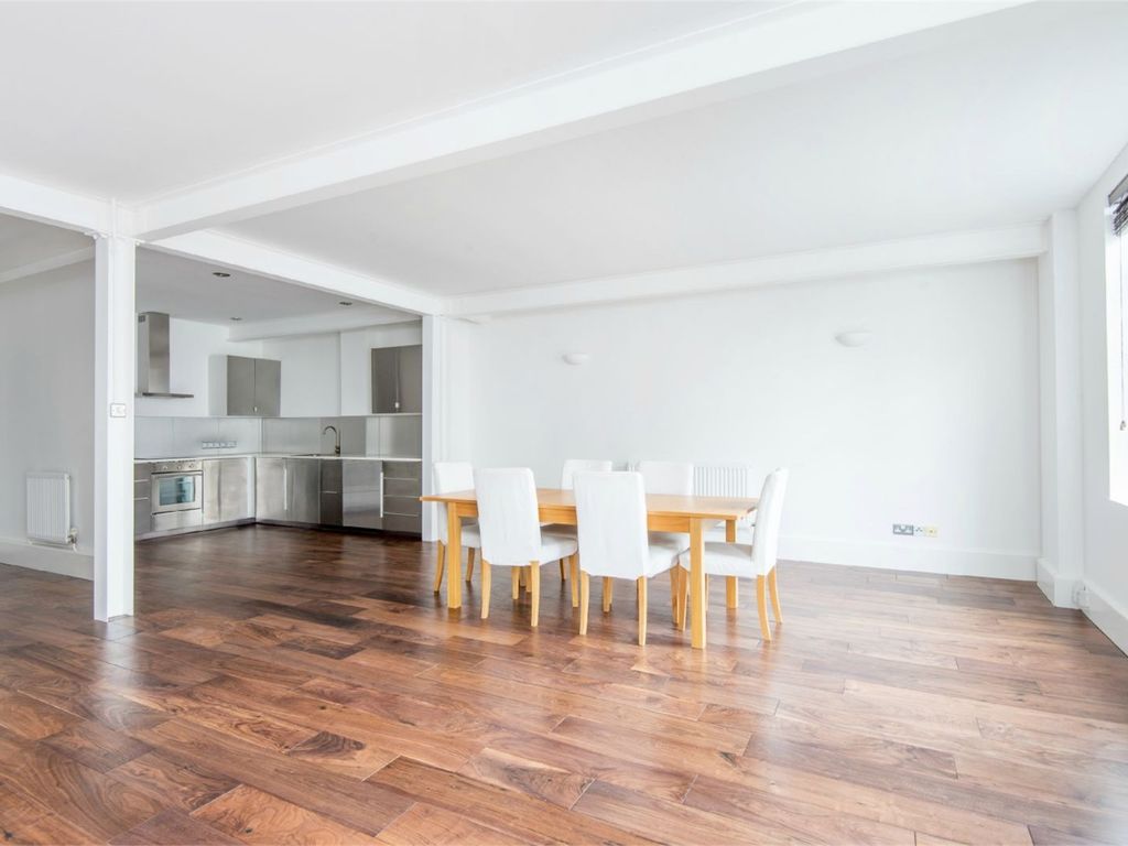 2 bed flat to rent in Dingley Place, London EC1V, £3,850 pcm Zoopla