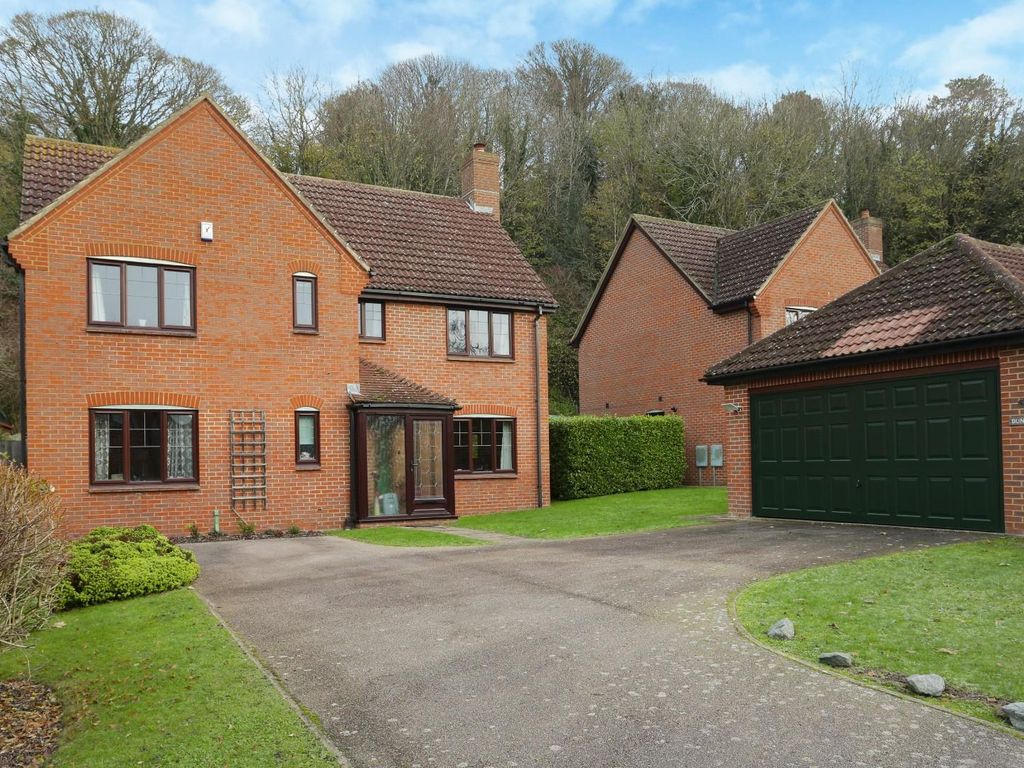 4 bed detached house for sale in Monastery Avenue, Dover CT16 Zoopla
