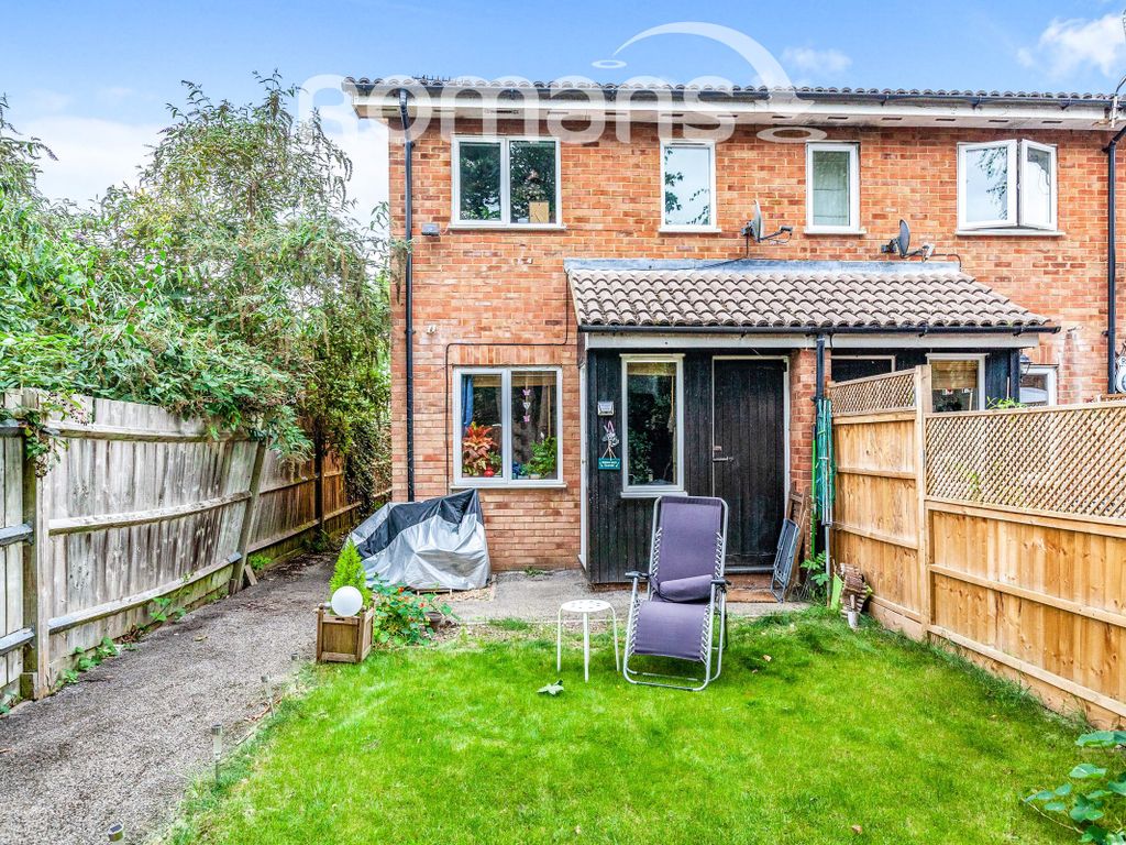 1 bed end terrace house to rent in Penn Road, Datchet, Slough SL3 Zoopla