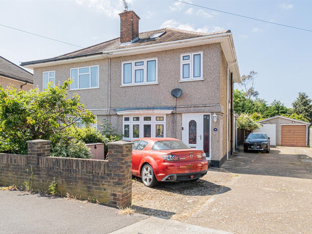 3 bed semidetached house for sale in Mansfield Drive, Hayes UB4 Zoopla