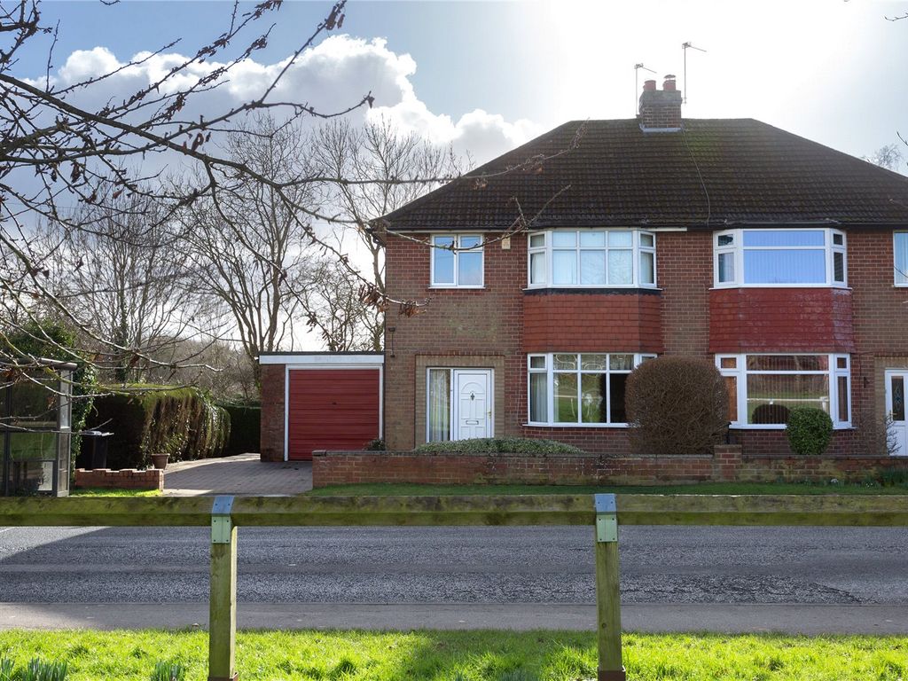 3 bed semidetached house for sale in The Village, Strensall, York
