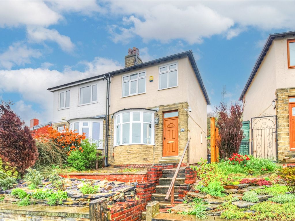 2 bed semidetached house for sale in Cross Lane, Huddersfield, West