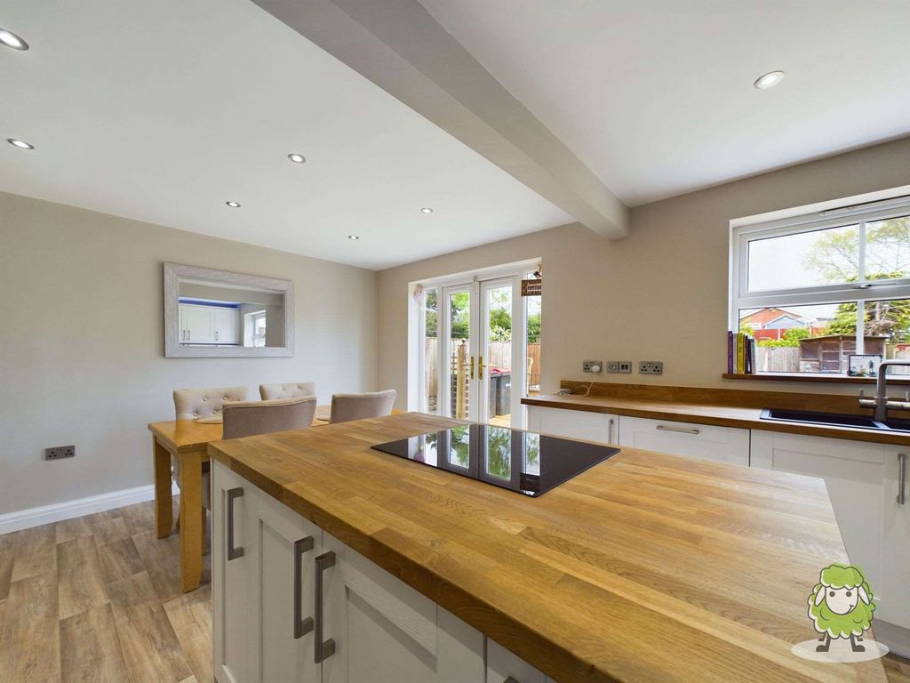 4 bed detached house for sale in Mill Lane, Huthwaite, SuttonIn