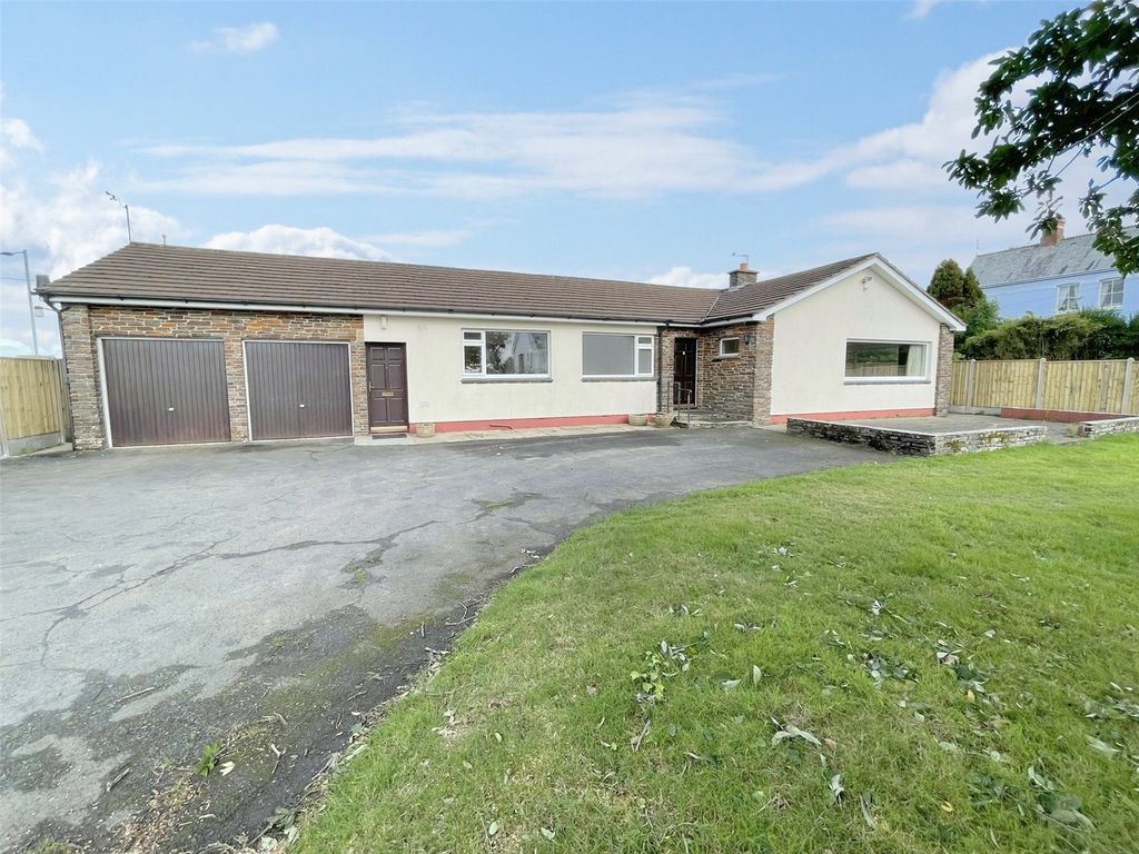 4 bed bungalow for sale in Sanders Lane, Holsworthy, Devon EX22 Zoopla