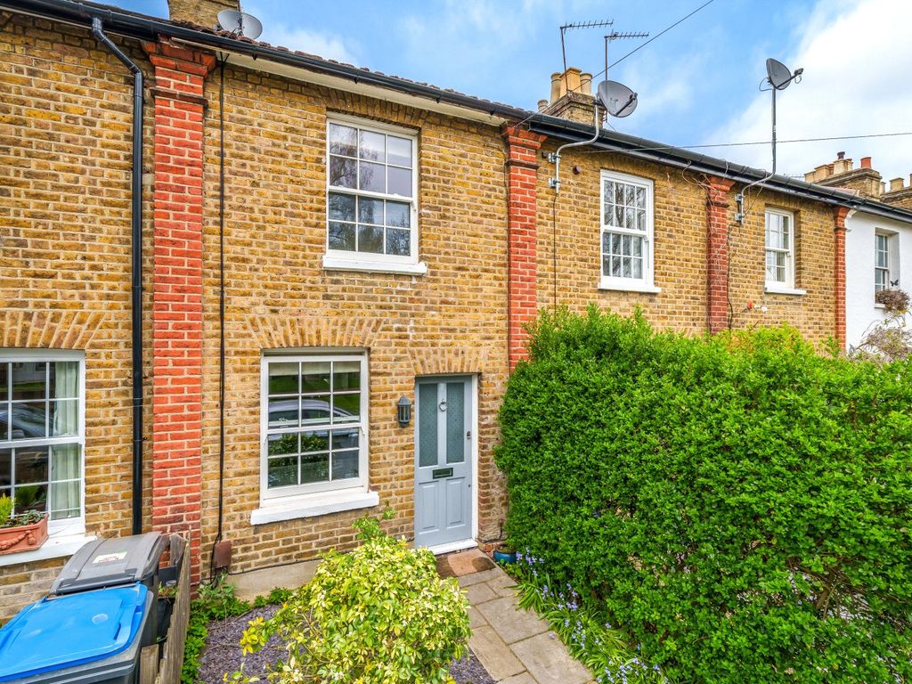 3 bed terraced house for sale in Victoria Road, Kingston Upon Thames KT1 Zoopla