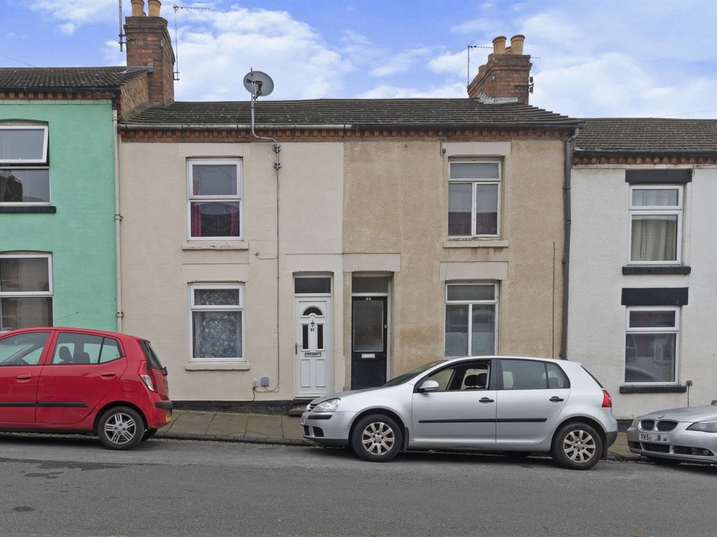 Salisbury Street, Northampton NN2  