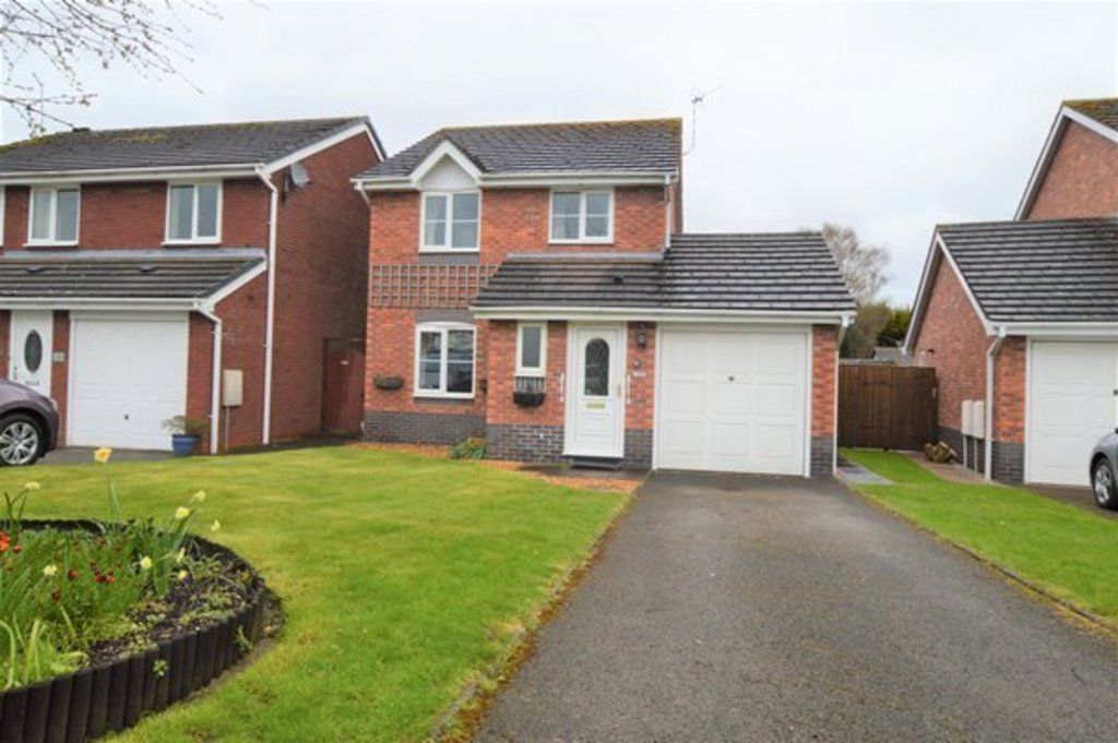 3 bed detached house for sale in Waterside Drive, Market Drayton TF9