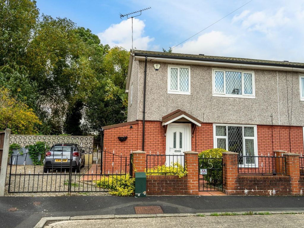 3 bed semidetached house for sale in Smeaton Grove, York YO26