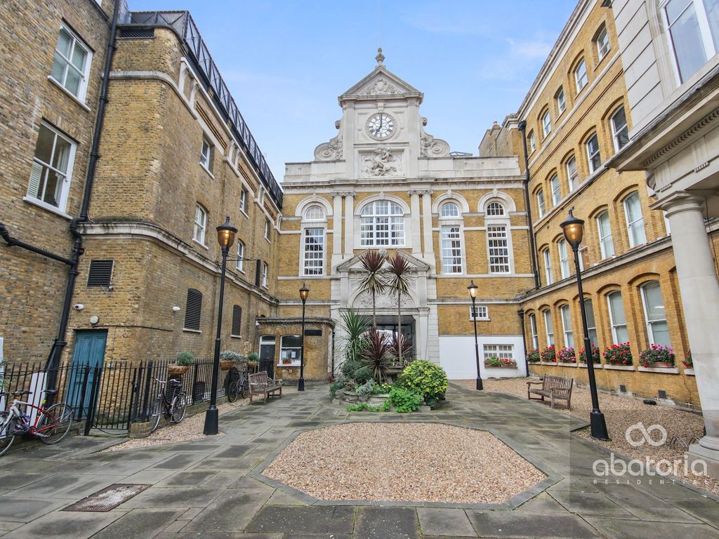 Albion Yard, London E1  