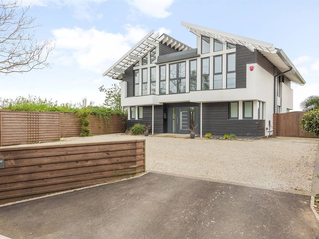 5 bed detached house for sale in Maypole Lane, Hoath, Canterbury CT3, £