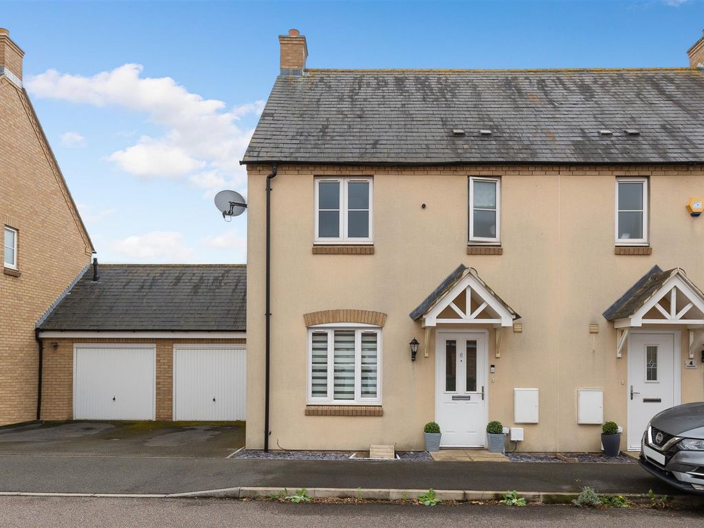3 bed semidetached house for sale in Marigold Way, Stotfold SG5, £389,000 Zoopla